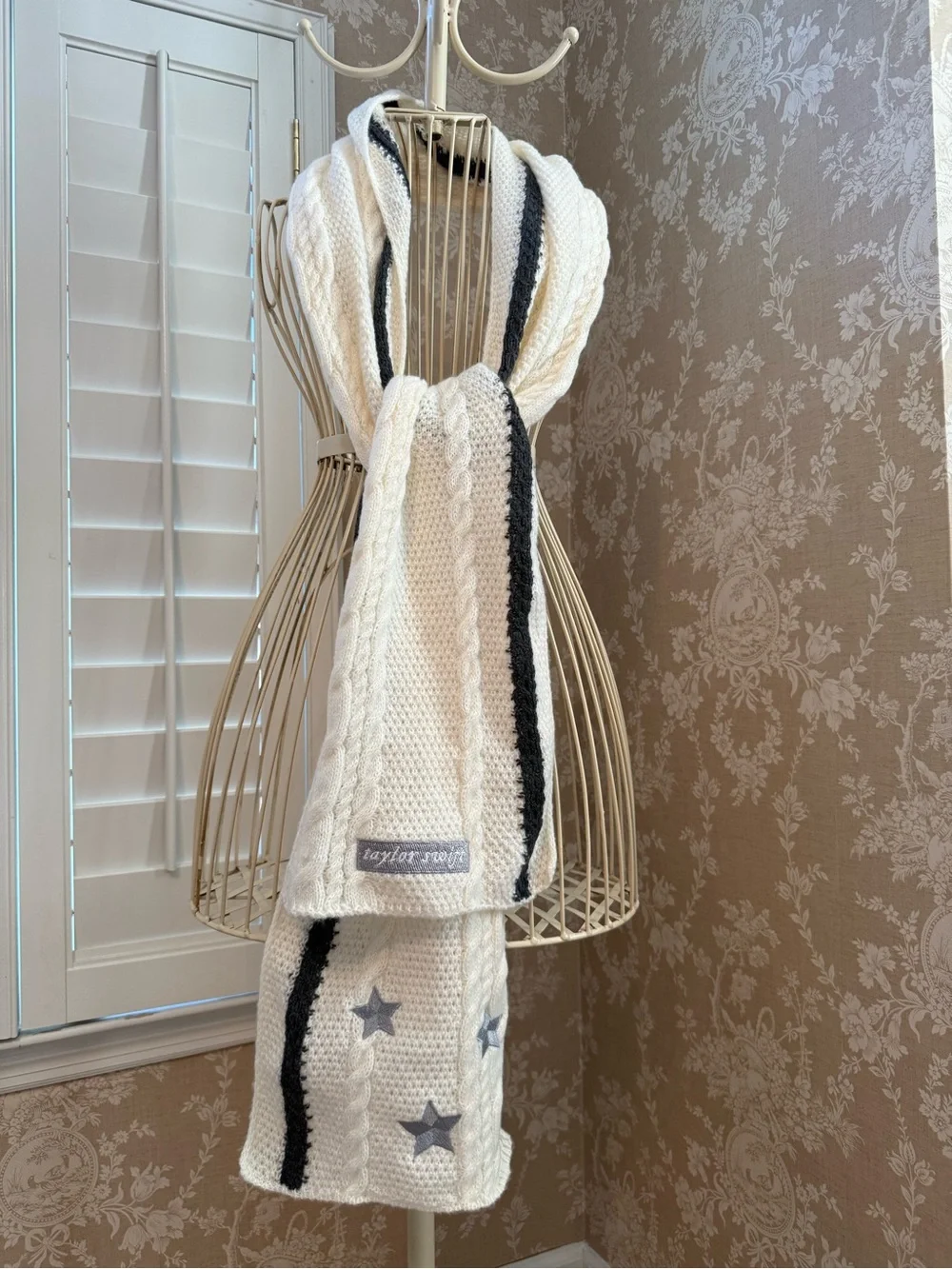 Taylor Swift Cream Knit folklore cable scarf